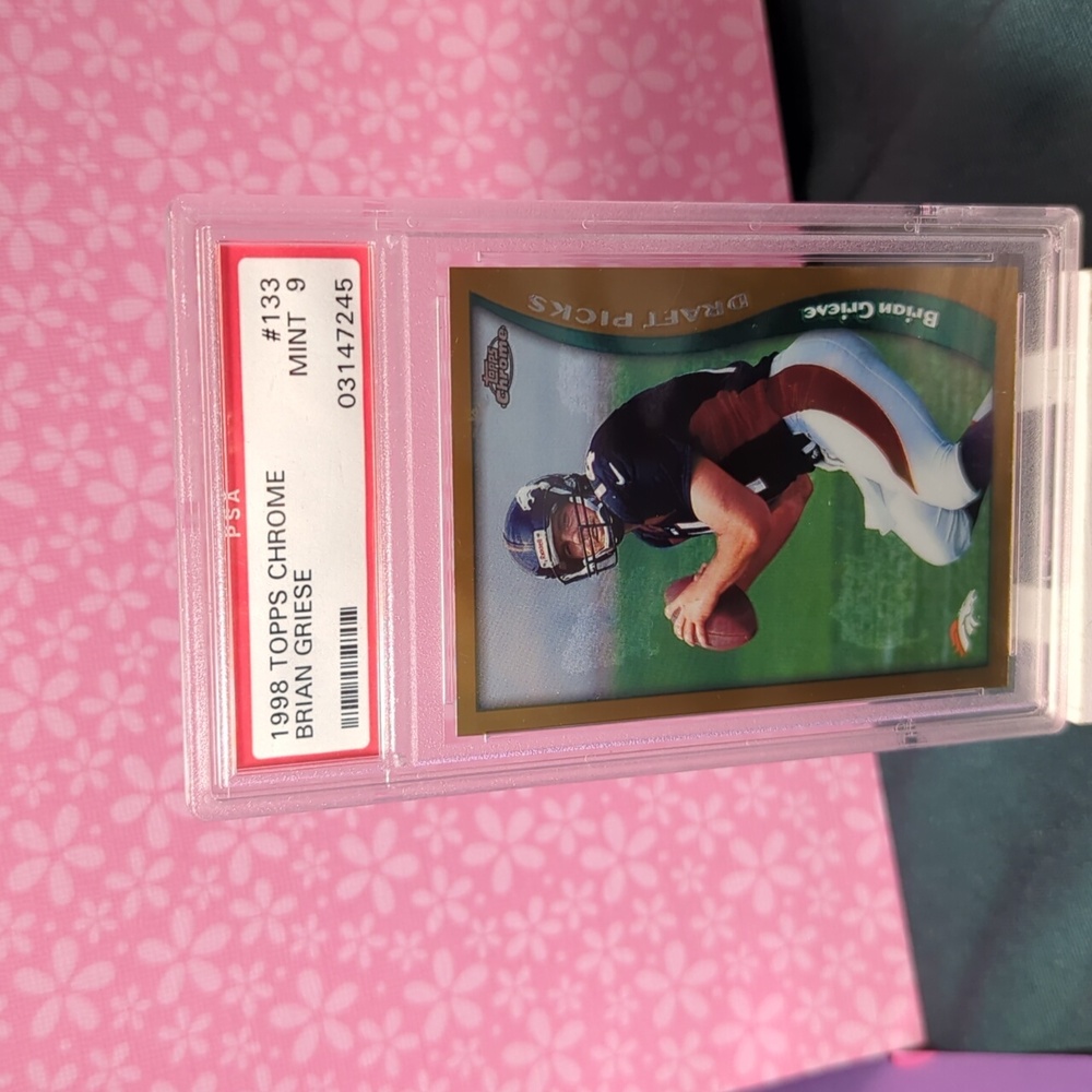 🏈🏈Topps Chrome 1998 Brian Griese Graded #133 Mint 9